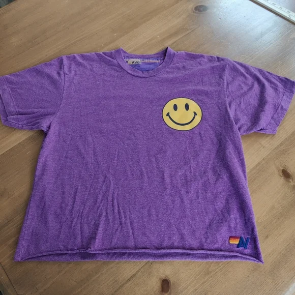 Aviator Nation Women’s T-Shirt Smiley Never Stop Chasing Rainbows Size Medium G - Picture 9 of 9